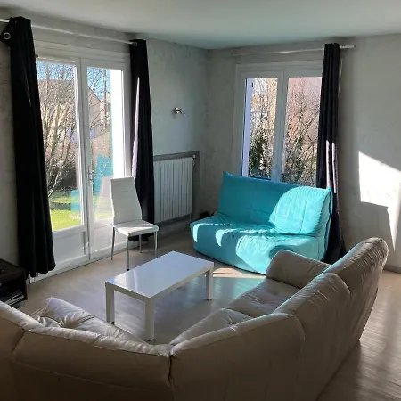 Prázdninový dům Maison 4 Cusset